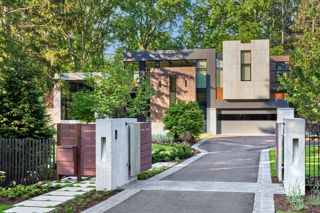 House in Oakville, Ontario, Canada 4 - 15279447
