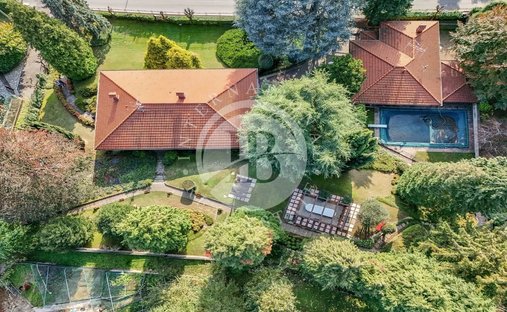 Villa in Proserpio, Lombardy, Italy 1