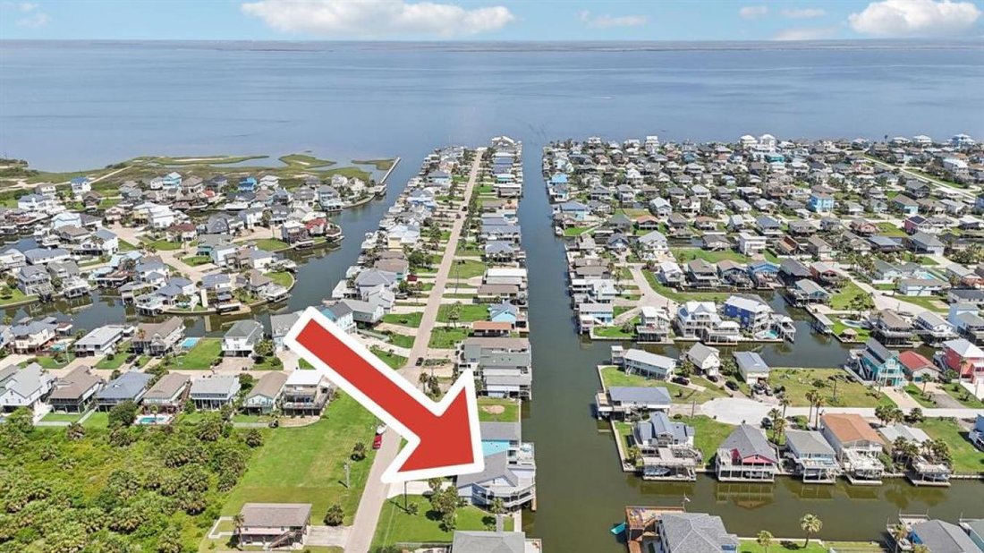 House in Galveston, Texas, United States 4 - 15285186