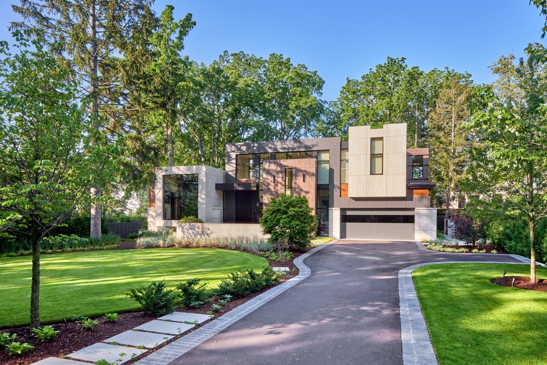 House in Oakville, Ontario, Canada 3 - 15279447
