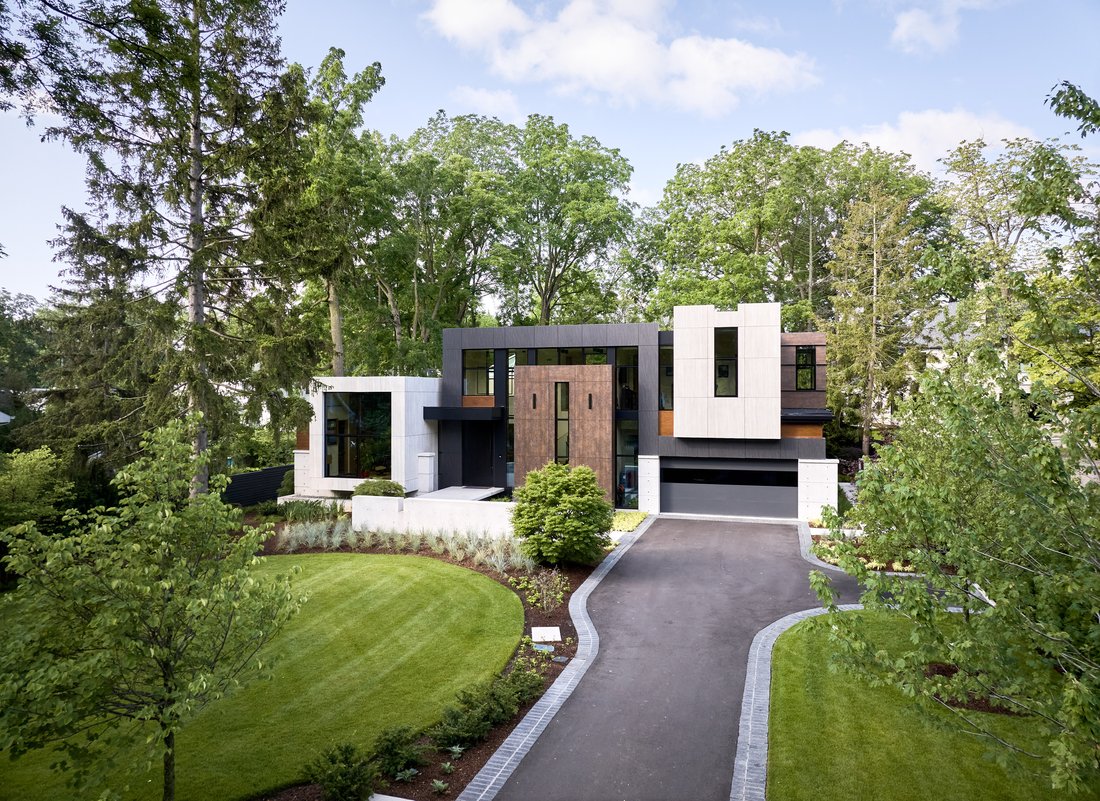 House in Oakville, Ontario, Canada 1 - 15279447