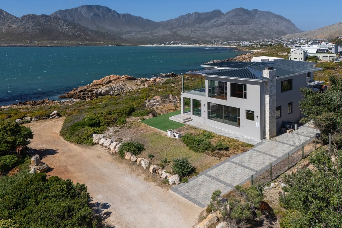 House in Pringle Bay, Western Cape, South Africa 2 - 15284747