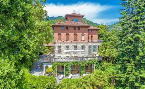 Villa in Varese, Lombardy, Italy 1