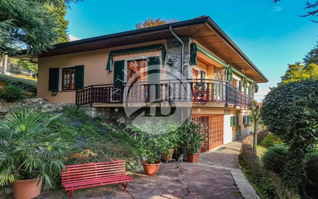 Villa in Proserpio, Lombardy, Italy 4 - 15282602