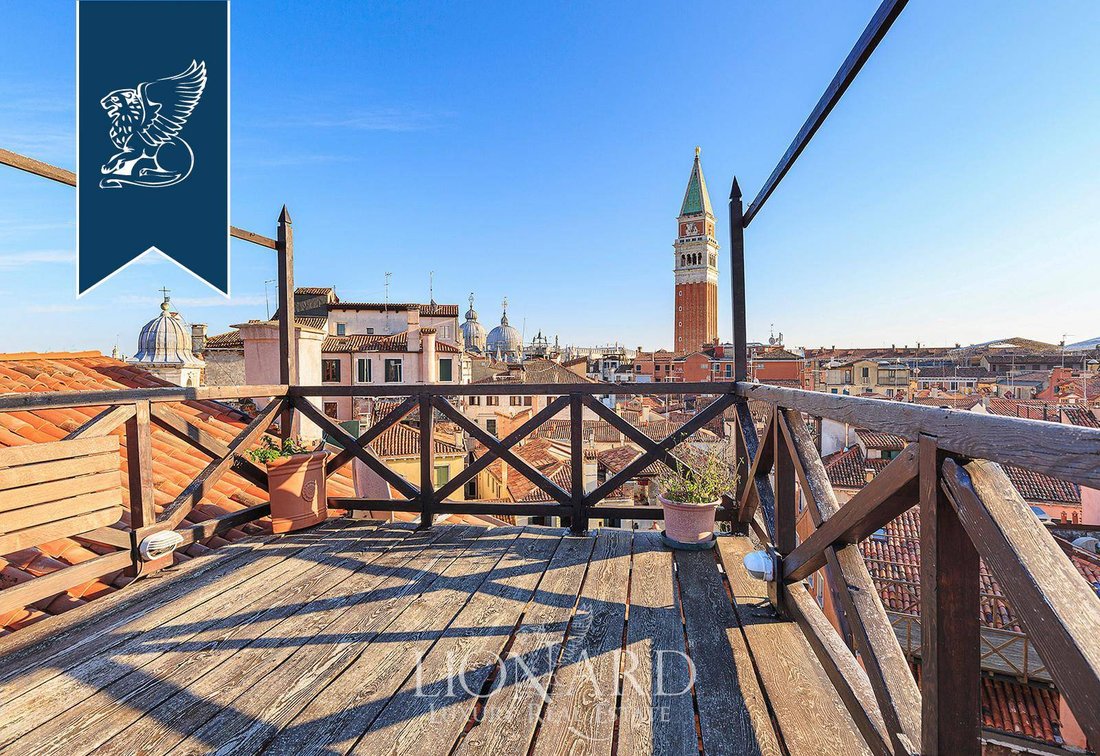 Villa in San Marco, Venice, Italy 5 - 15282549