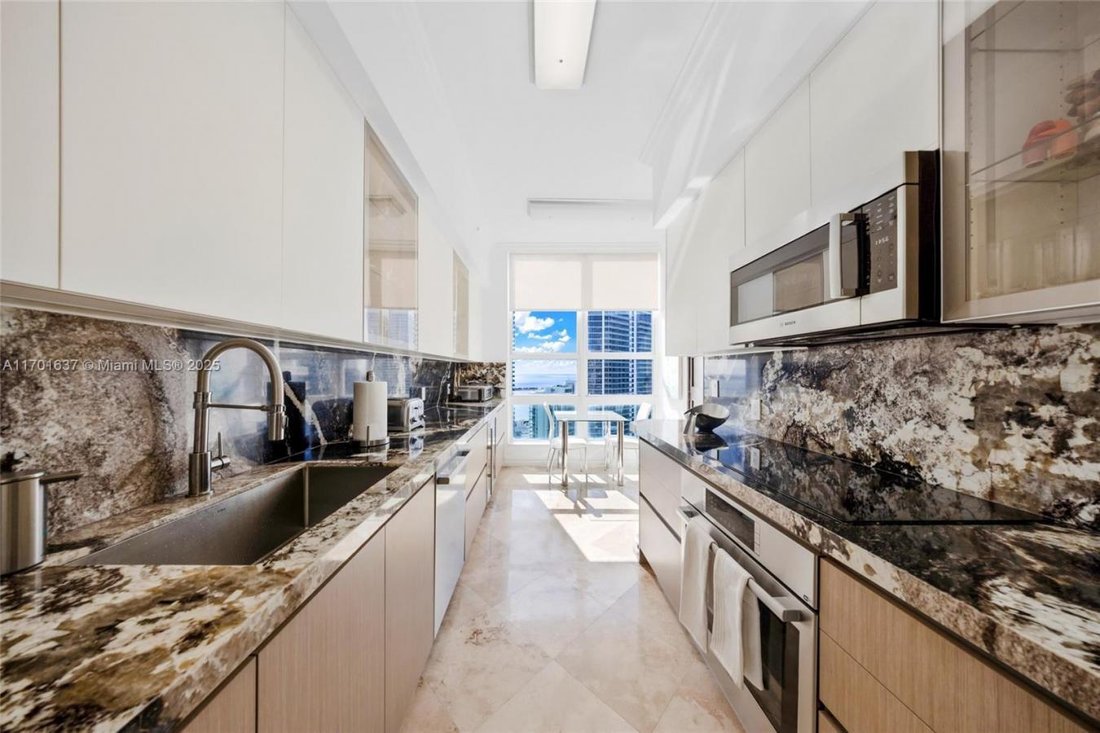 Condo in Miami, Florida, United States 2 - 15287395