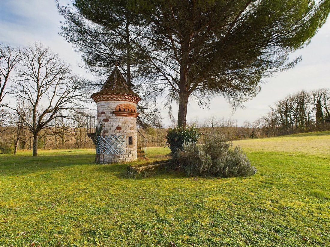 House in Cordes-sur-Ciel, Occitania, France 5 - 15279949