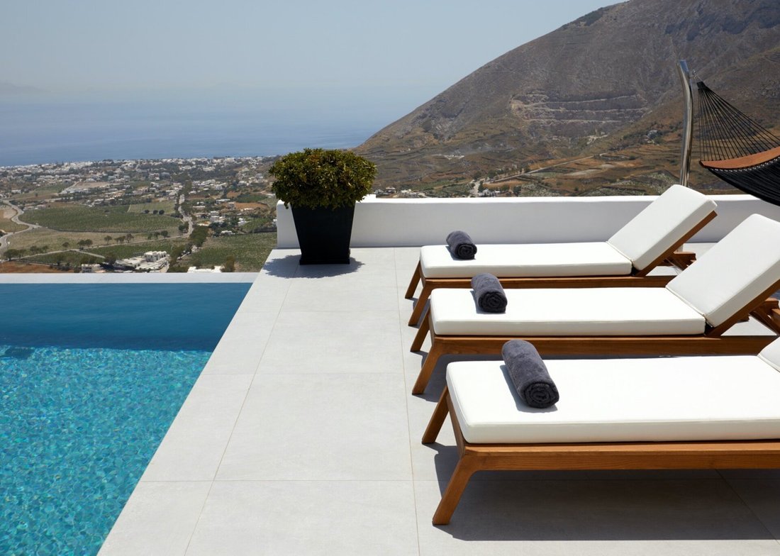 Villa in Thira, Aegean, Greece 1 - 12775399