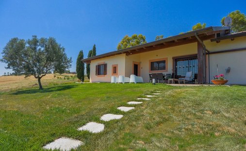 House in Marina di Montenero, Molise, Italy 1