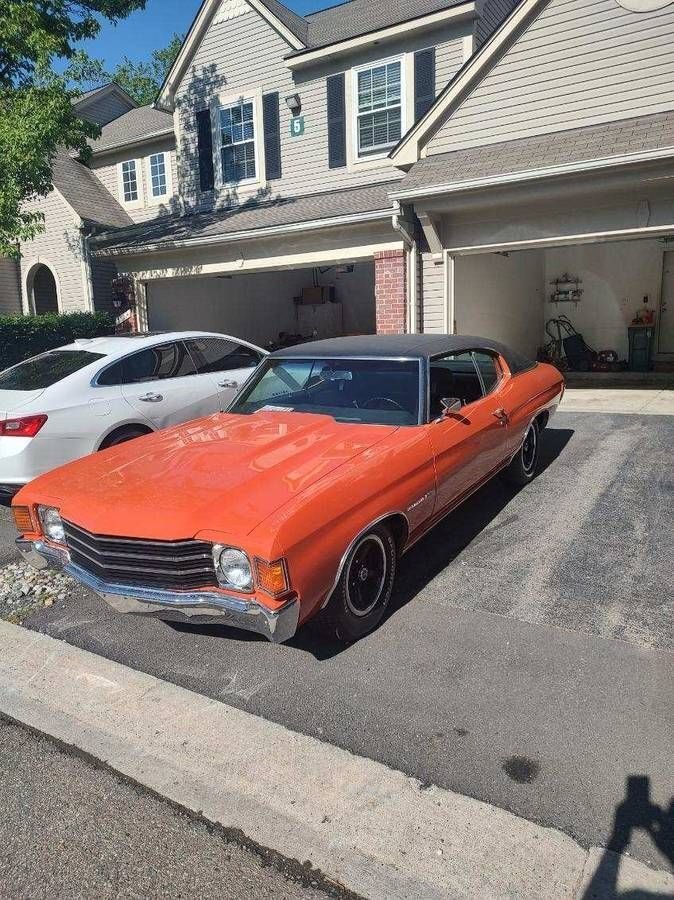 Coupe in Glendale, United States 3 - 15280186