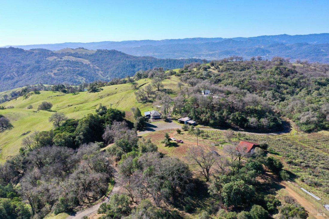 House in Cloverdale, California, United States 2 - 15278917