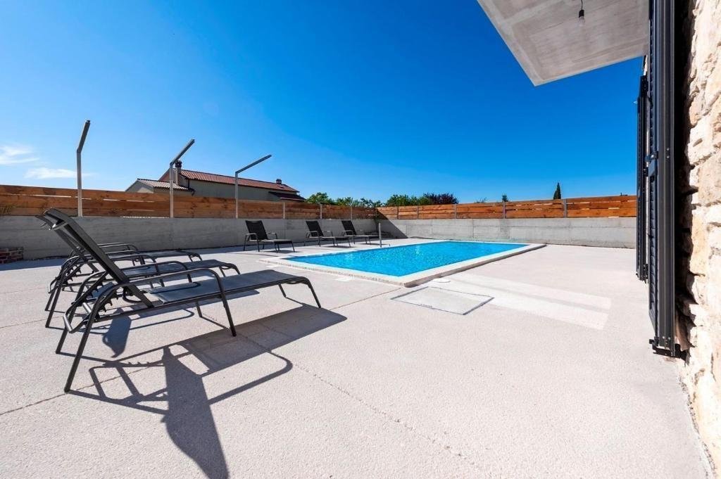 Villa in Kanfanar, Istria County, Croatia 3 - 14747159