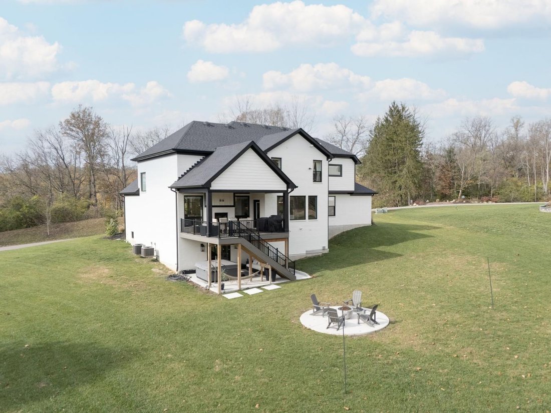 House in Loveland, Ohio, United States 2 - 15285201