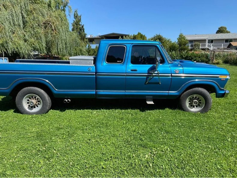 Pickup in Glendale, United States 3 - 15287190