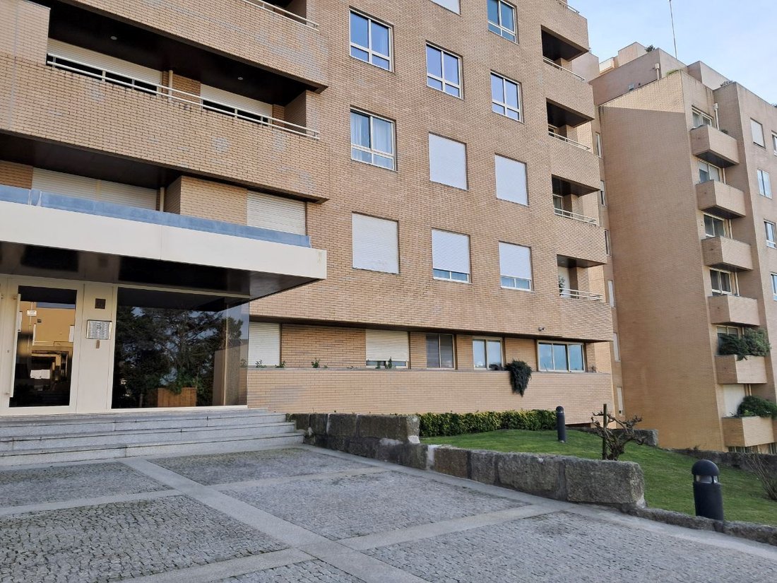 Apartment in Aldoar, Foz do Douro e Nevogilde, Porto District, Portugal 1 - 15280302