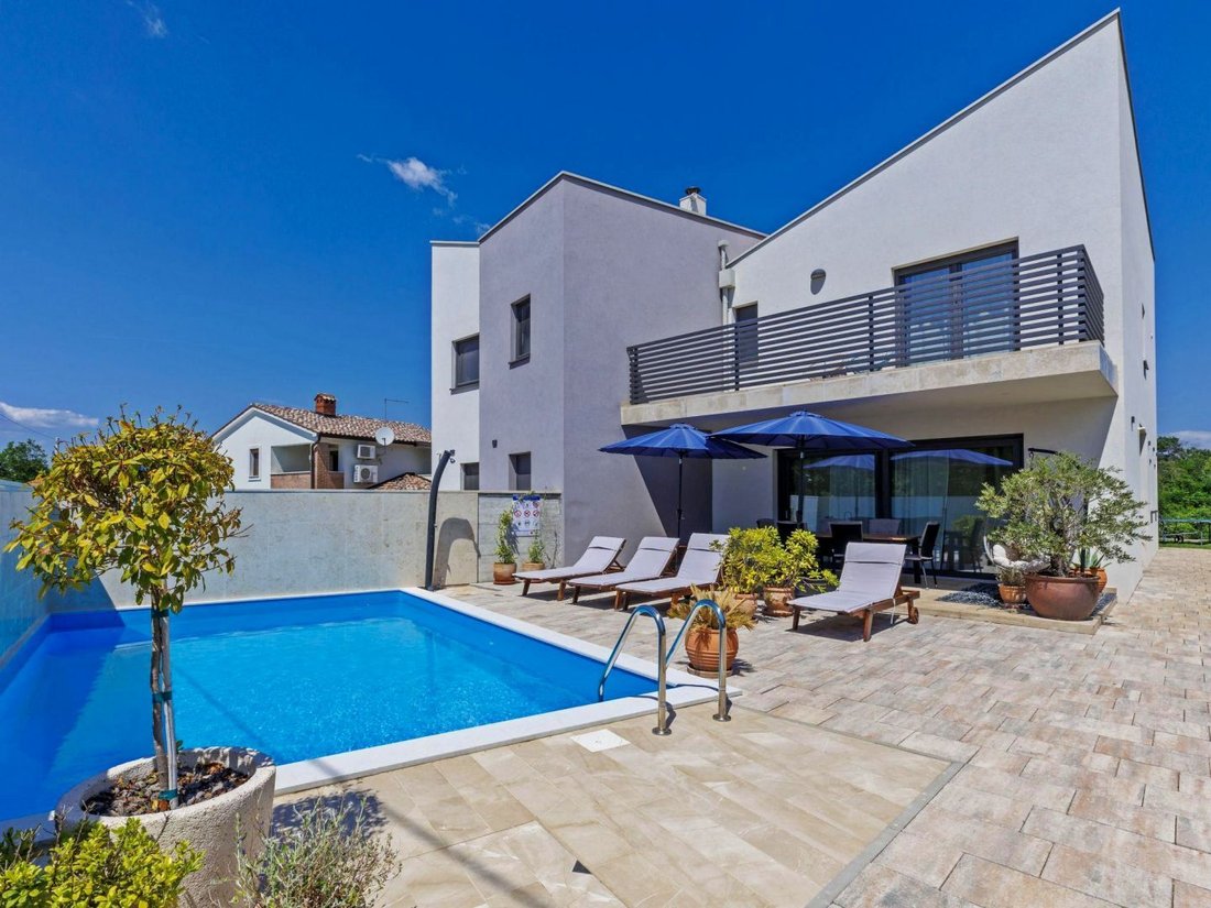 Villa in Porec, Istria County, Croatia 1 - 15282636