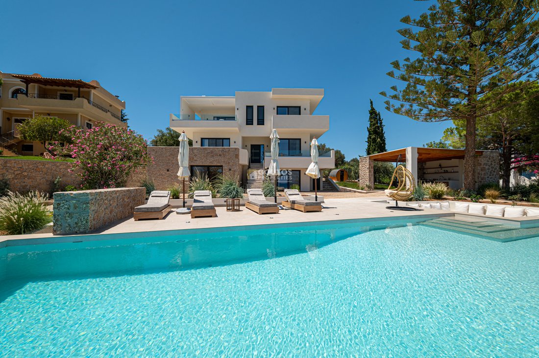 Villa in Koinotita Kranidiou, Kranidi, Greece 3 - 15285615