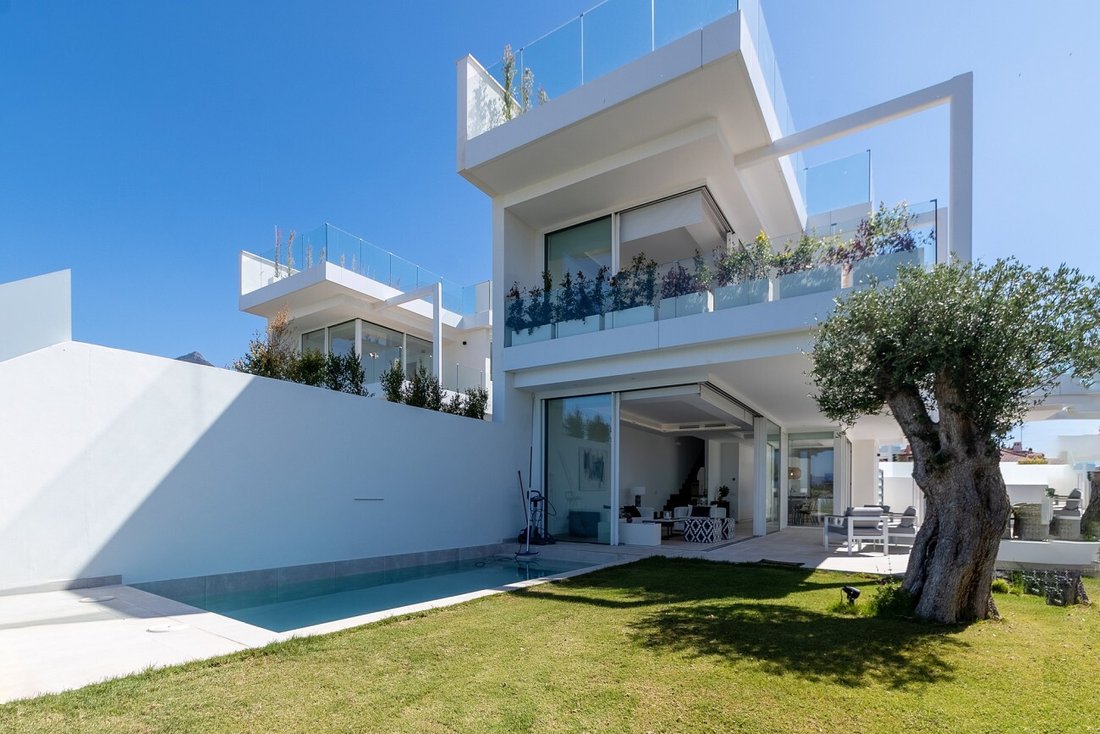 Villa in Marbella, Andalusia, Spain 1 - 15280340