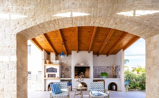 Villa in Crete, Greece 1