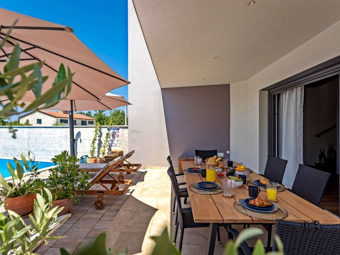 Villa in Porec, Istria County, Croatia 4 - 15282636