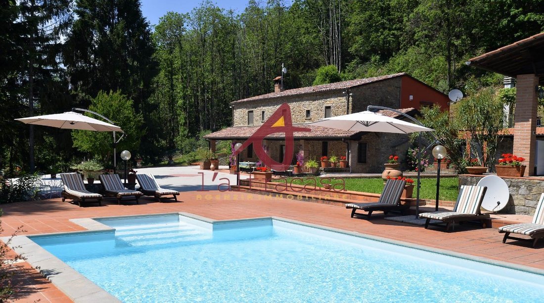 Center, Pescia, Tuscany 1 - 15284439