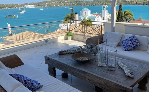 Apartment in Koinotita Portoxeliou, Kranidi, Greece 1