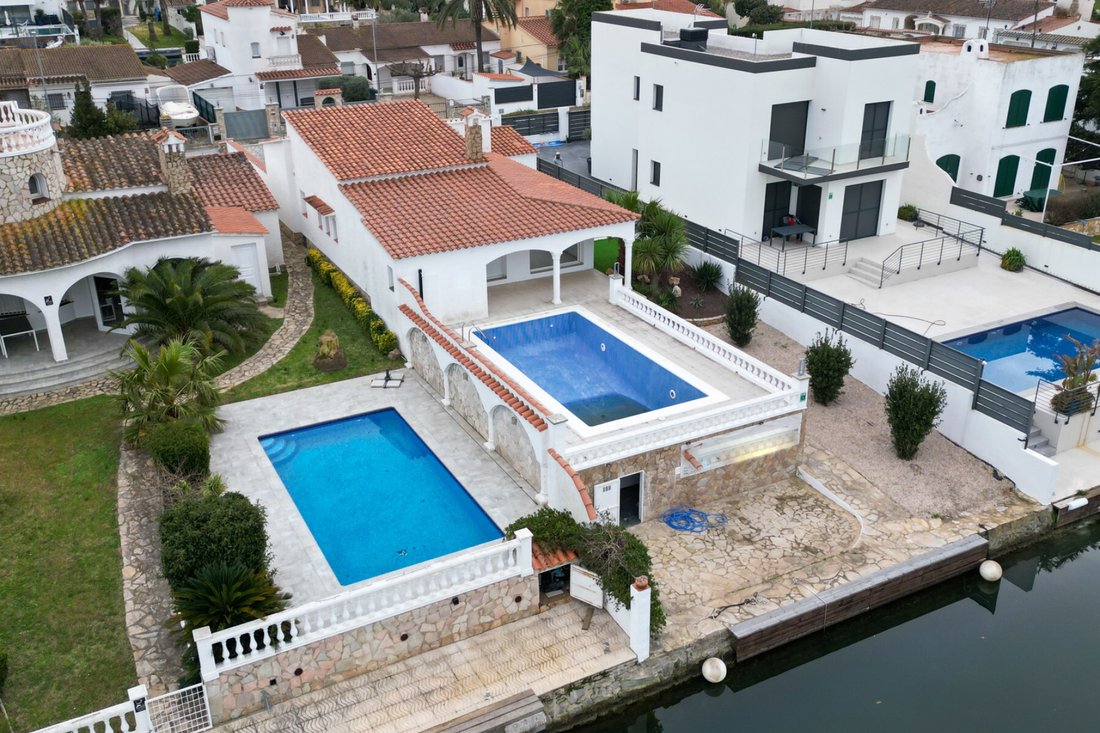 House in Empuriabrava, Catalonia, Spain 1 - 15287797