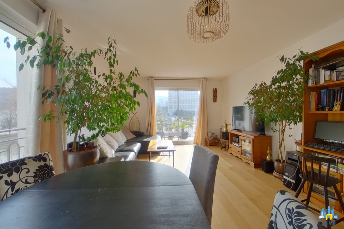Apartment in Chedal Anglay, La Garenne-Colombes, France 2 - 15288279