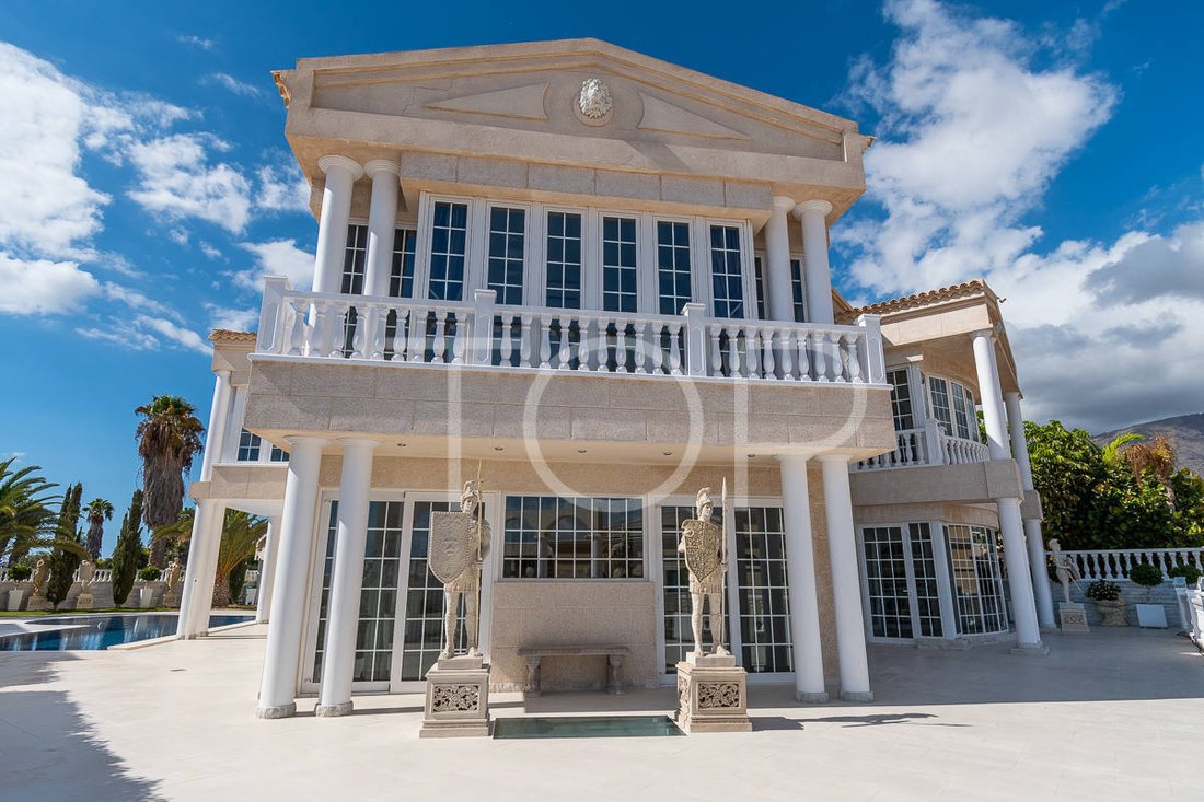 Villa in Costa Adeje, Adeje, Canary Islands 3 - 15288338