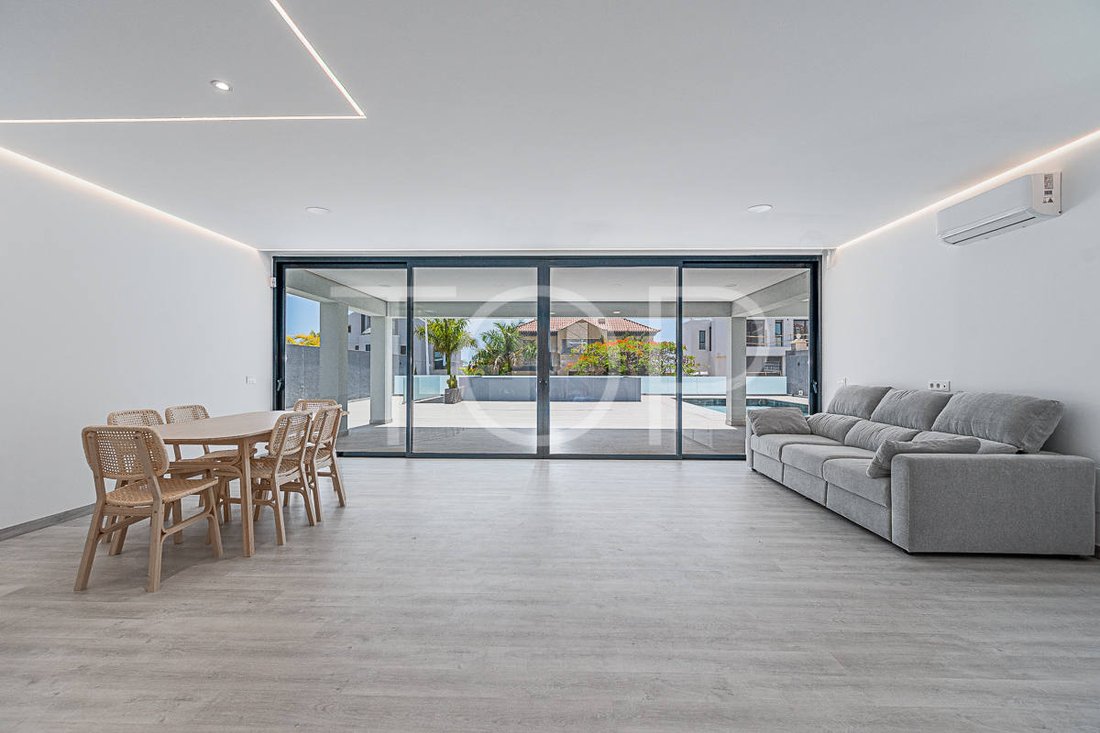 Villa in Costa Adeje, Adeje, Canary Islands 4 - 15288422