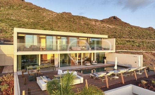 Villa in Costa Adeje, Adeje, Canary Islands 1