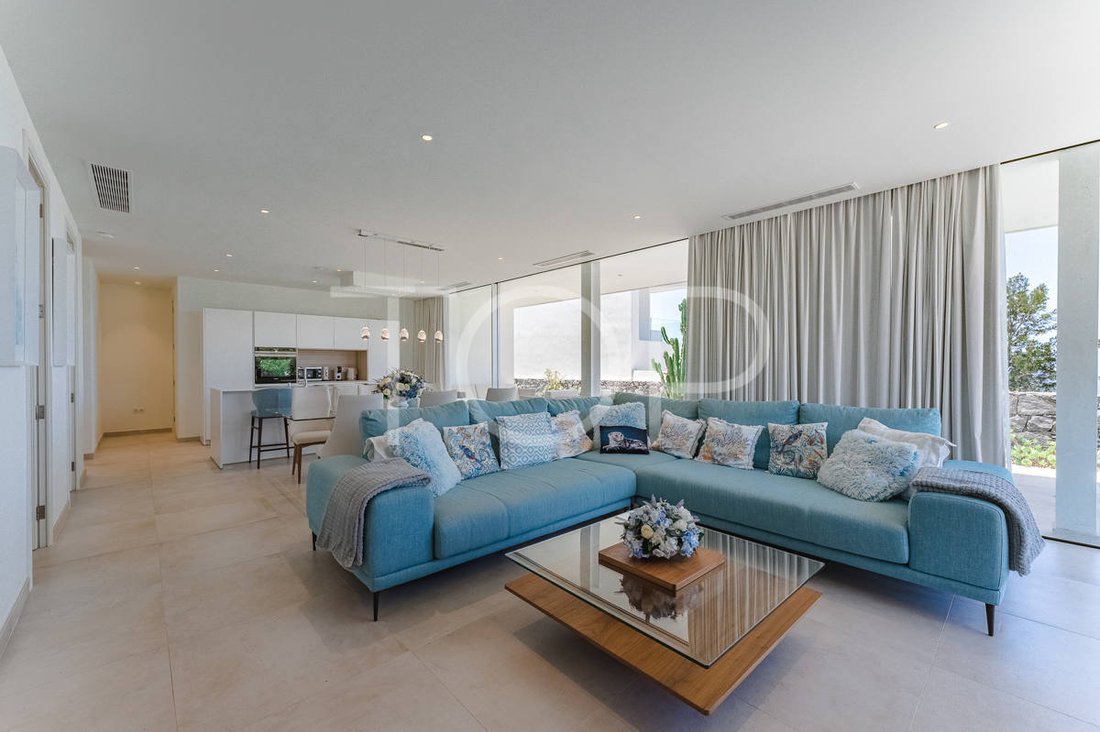 Villa in Guia de Isora, Canary Islands, Spain 2 - 15288417