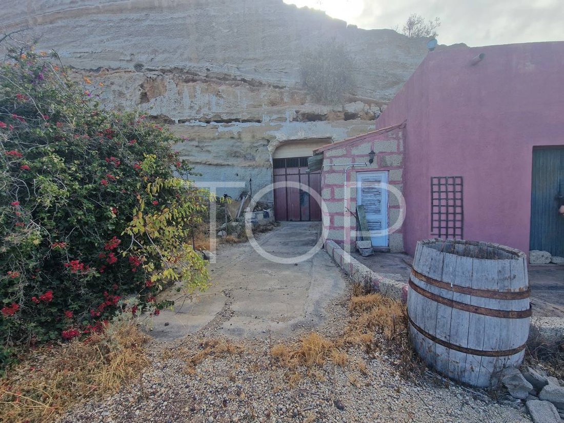 Land in Arico, Canary Islands, Spain 3 - 15288369