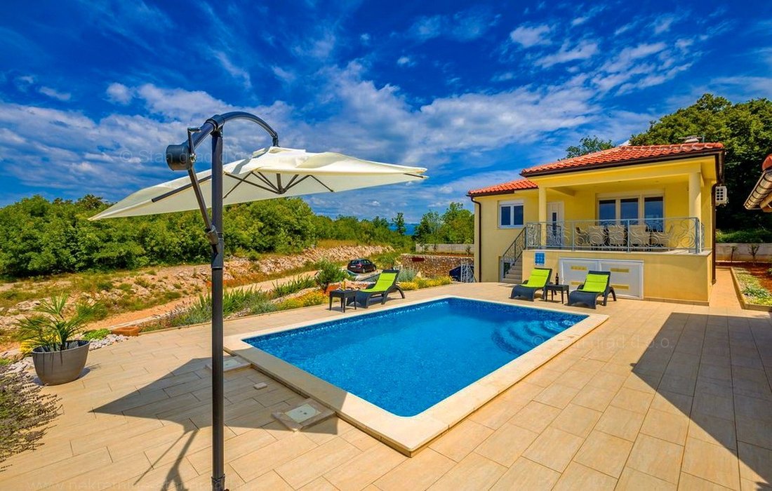 House in Omisalj, Primorje-Gorski Kotar County, Croatia 1 - 14984405