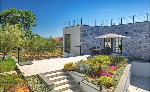 House in Krk, Primorje-Gorski Kotar County, Croatia 1