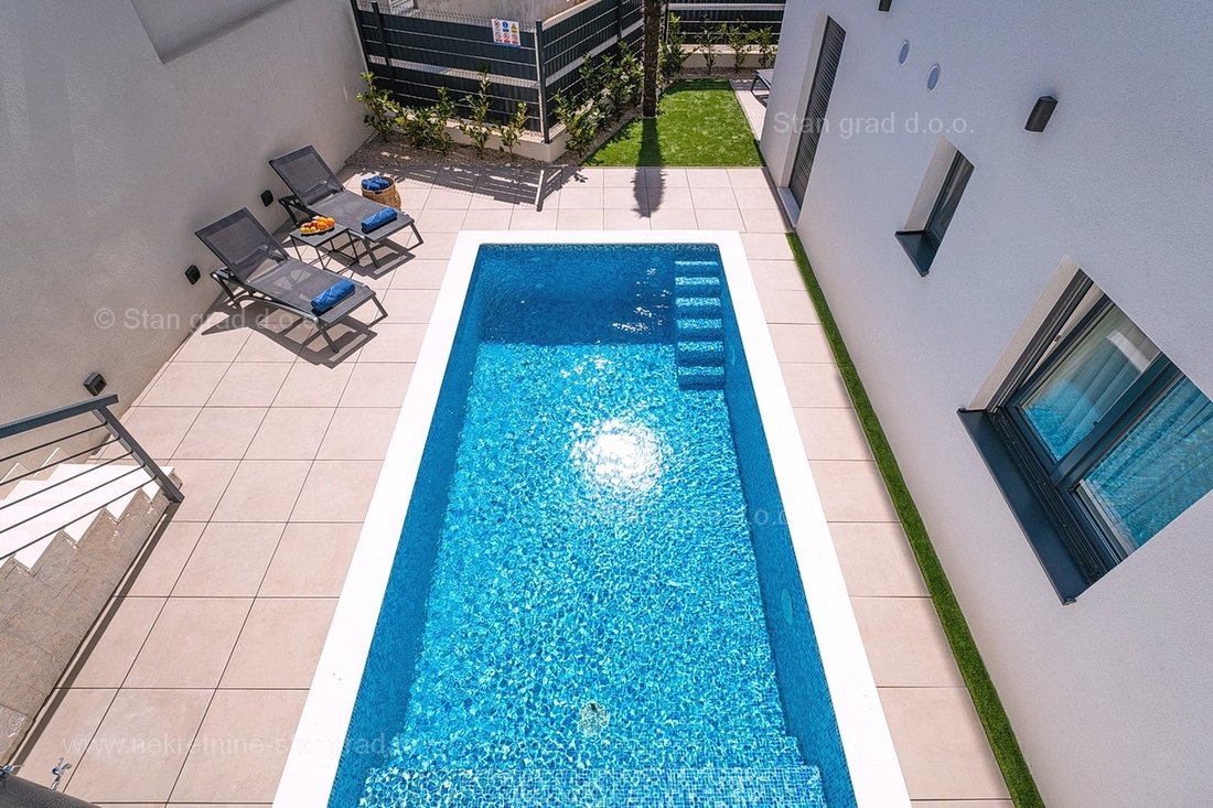 Apartment in Krk, Primorje-Gorski Kotar County, Croatia 1 - 14983808