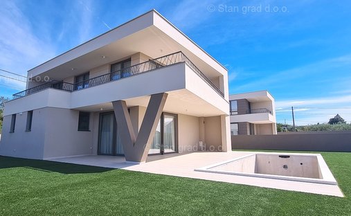 House in Krk, Primorje-Gorski Kotar County, Croatia 1