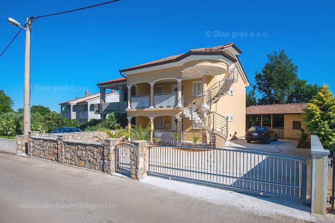 House in Malinska, Primorje-Gorski Kotar County, Croatia 1 - 14983753