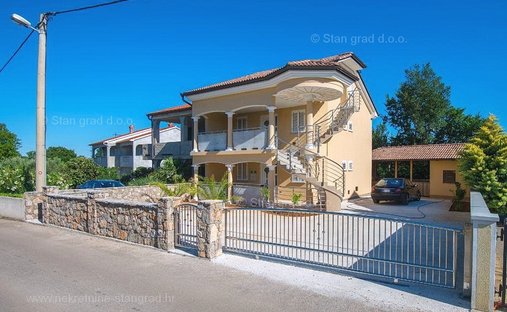 House in Malinska, Primorje-Gorski Kotar County, Croatia 1