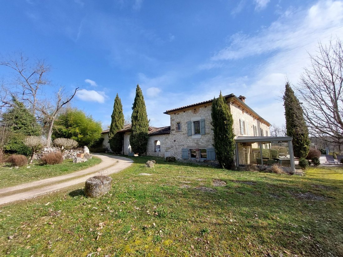 House in Cordes-sur-Ciel, Occitania, France 2 - 15279949