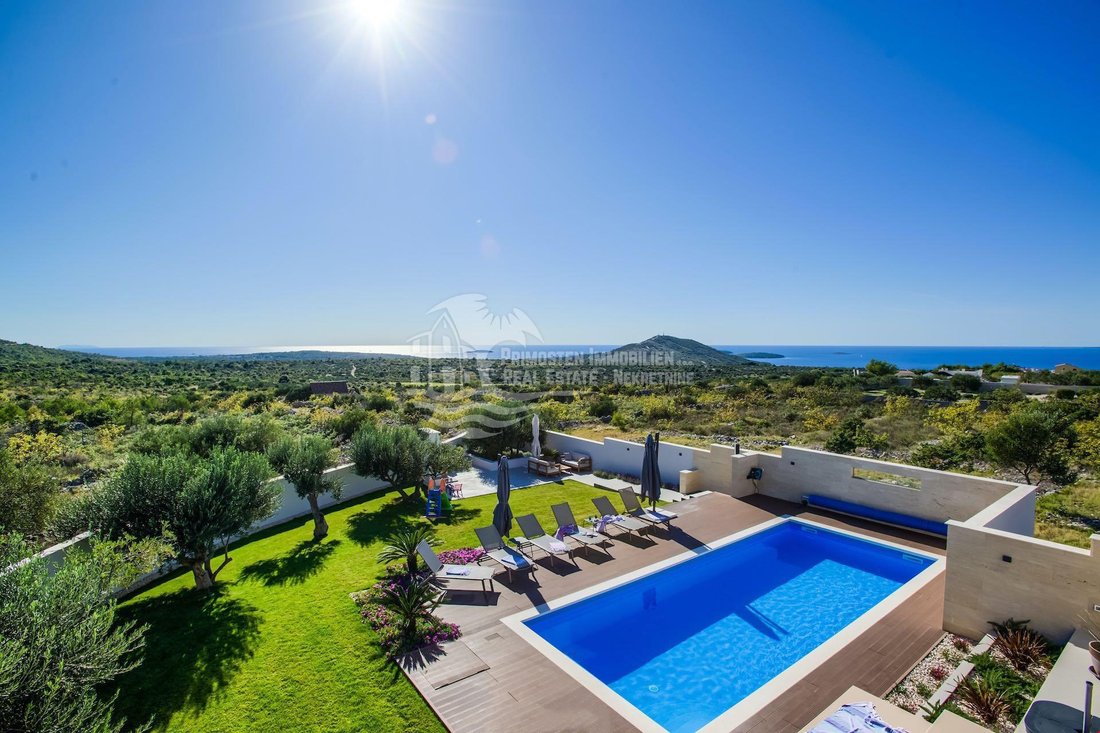 Villa in Primosten, Sibenik-Knin County, Croatia 3 - 15102854