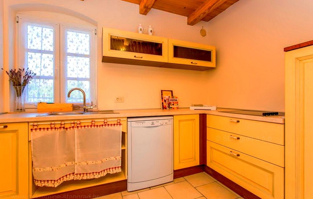 House in Dobrinj, Primorje-Gorski Kotar County, Croatia 4 - 14984309