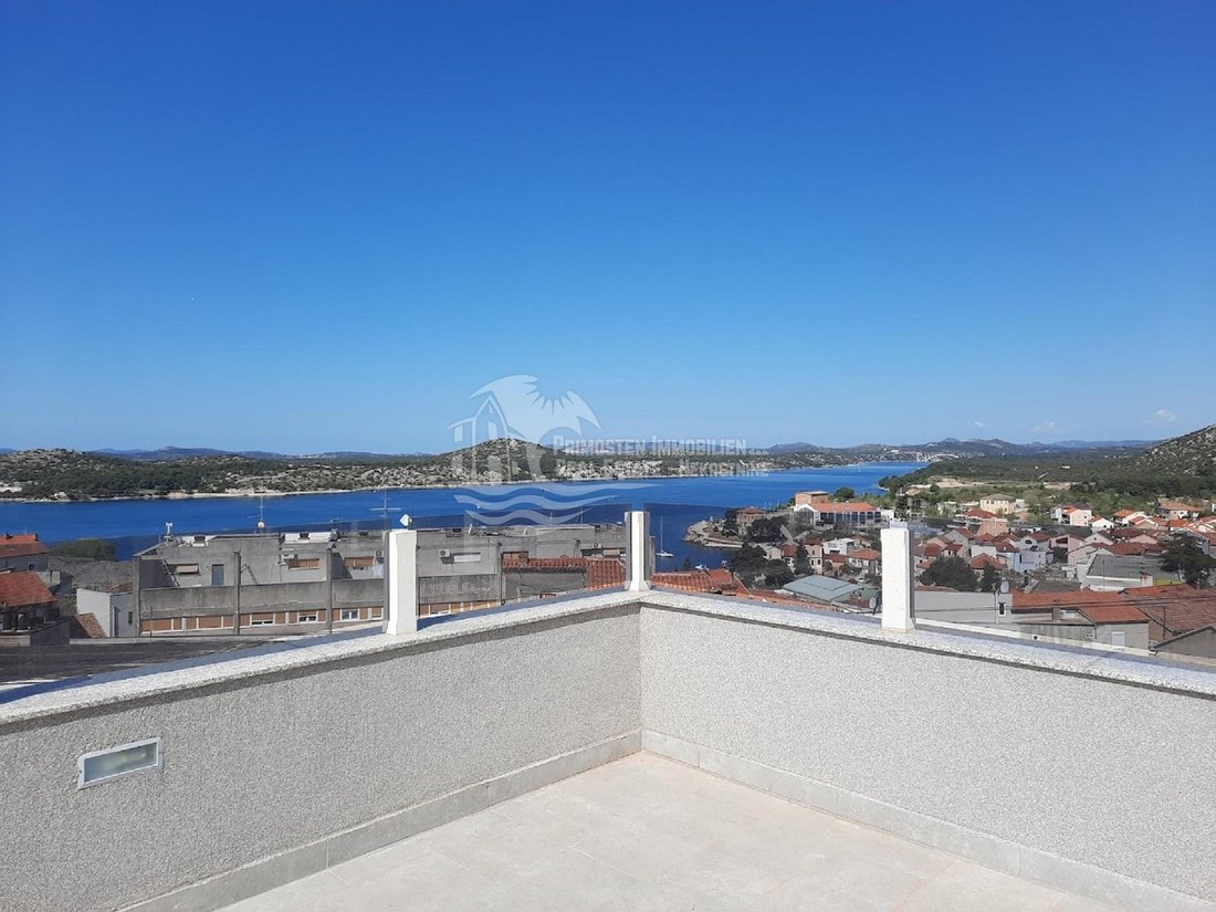 House in Gradska cetvrt Varos, Sibenik, Sibenik-Knin County 2 - 13533935