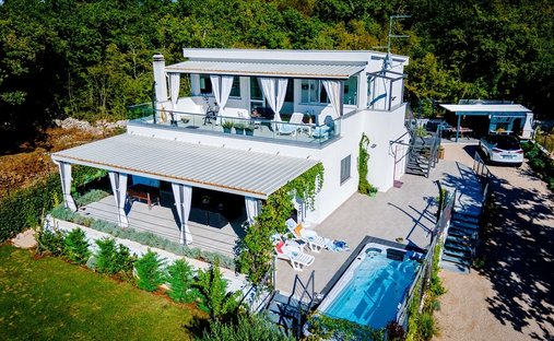 House in Malinska, Primorje-Gorski Kotar County, Croatia 1