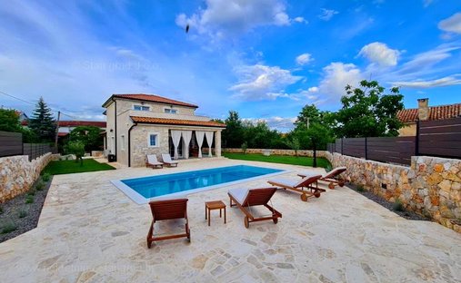 House in Dobrinj, Primorje-Gorski Kotar County, Croatia 1
