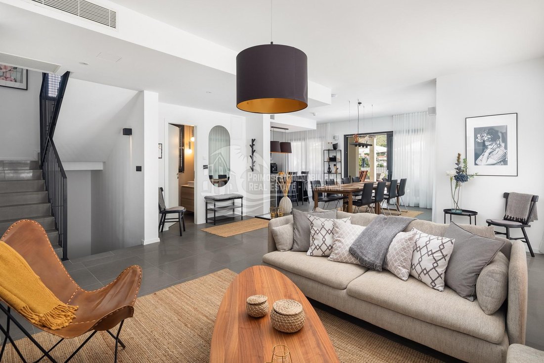 Villa in Okrug Gornji, Split-Dalmatia County, Croatia 5 - 14215842