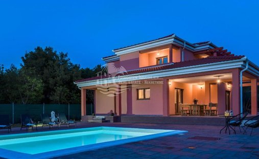 House in Gradska cetvrt Varos, Sibenik, Sibenik-Knin County 1
