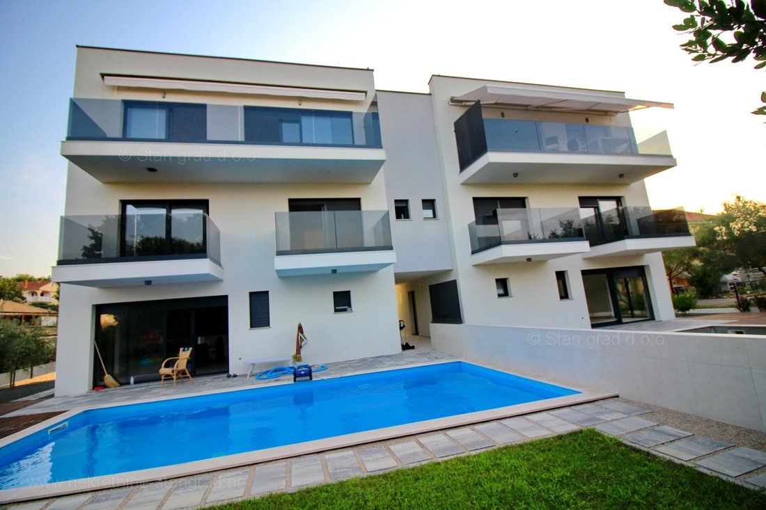 Apartment in Malinska, Primorje-Gorski Kotar County, Croatia 1 - 14984336