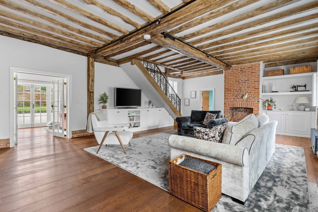House in Buntingford, England 4 - 15284916