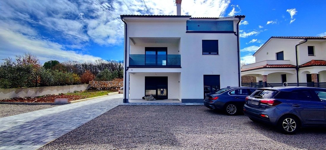 House in Malinska, Primorje-Gorski Kotar County, Croatia 1 - 14984032